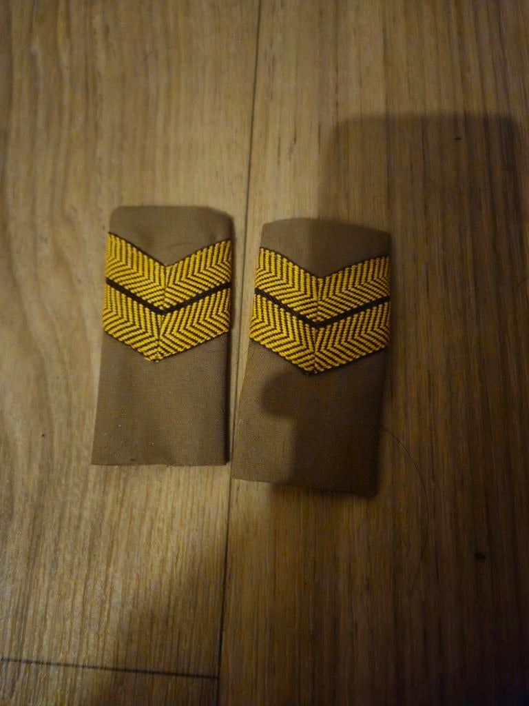 Regenjas epauletten korporaal, Verzamelen, Ophalen of Verzenden, Landmacht, Nederland, Overige typen