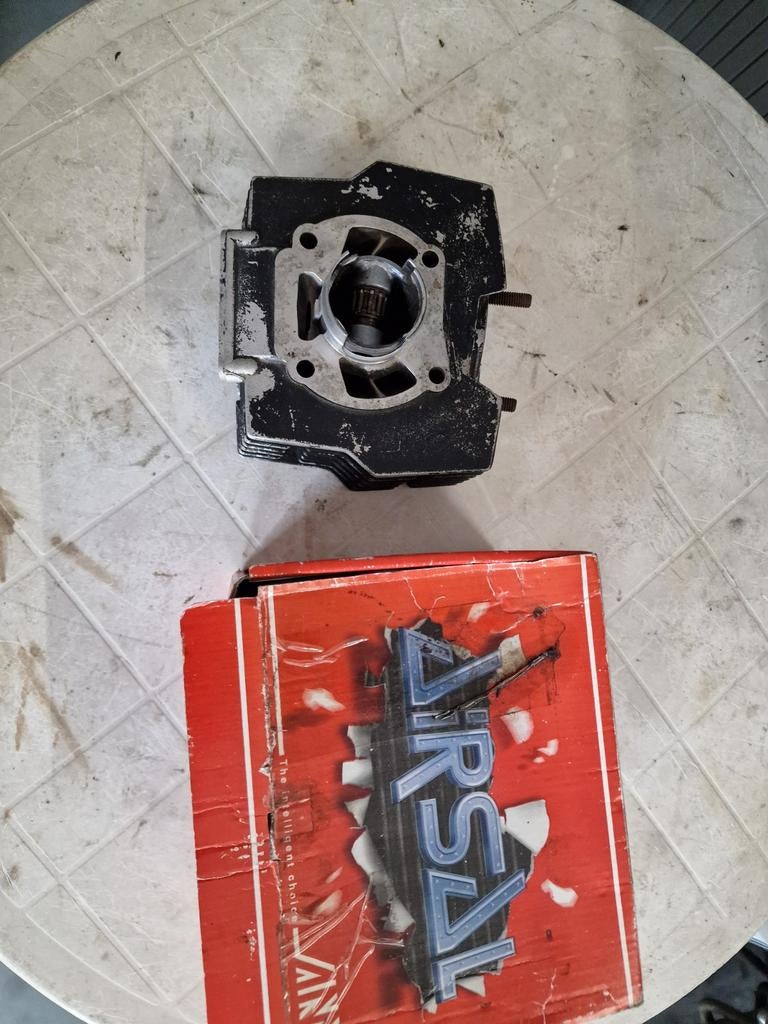 Honda MT MB 2x Cilinder 70 cc, 1x Nieuw en 1x Gebruikt, Ophalen of Verzenden, Cilinder, Overige merken