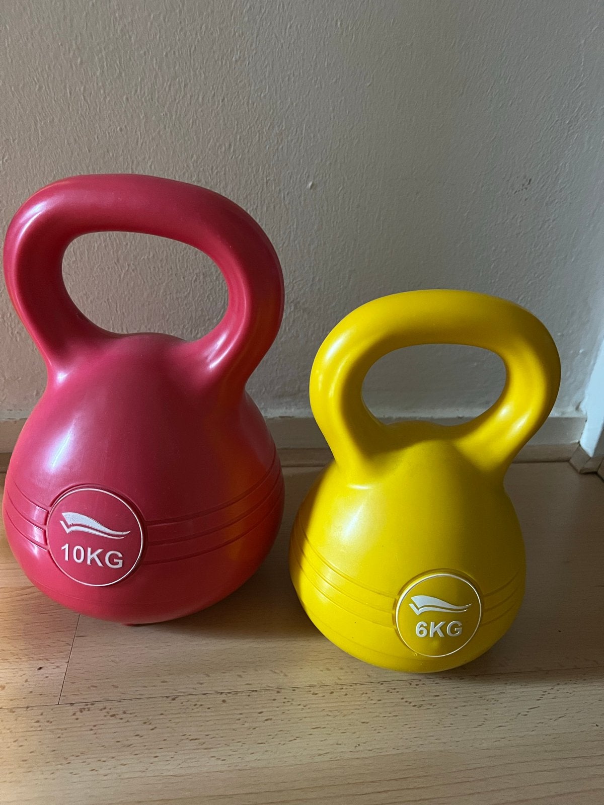Kettlebell set - 6kg en 10kg, Ophalen, Gebruikt, Armen, Kettlebell