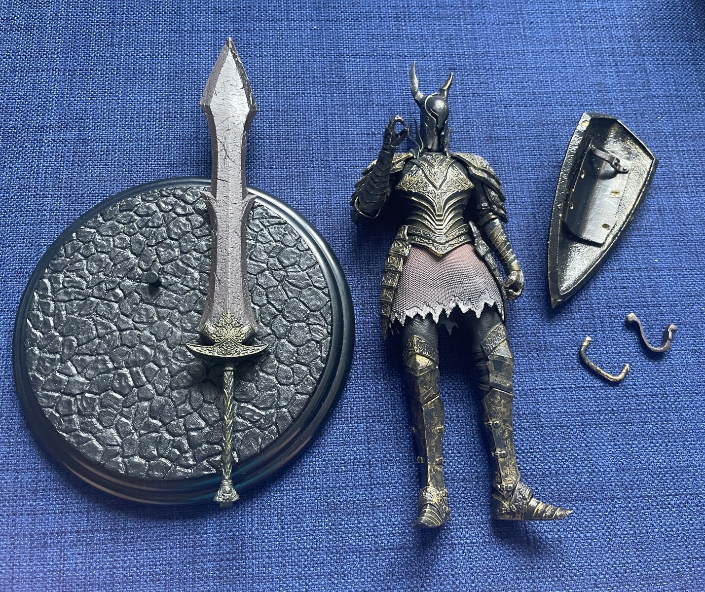 Dark souls black night officieel sculpt collection, Verzamelen, Ophalen of Verzenden, Zo goed als nieuw