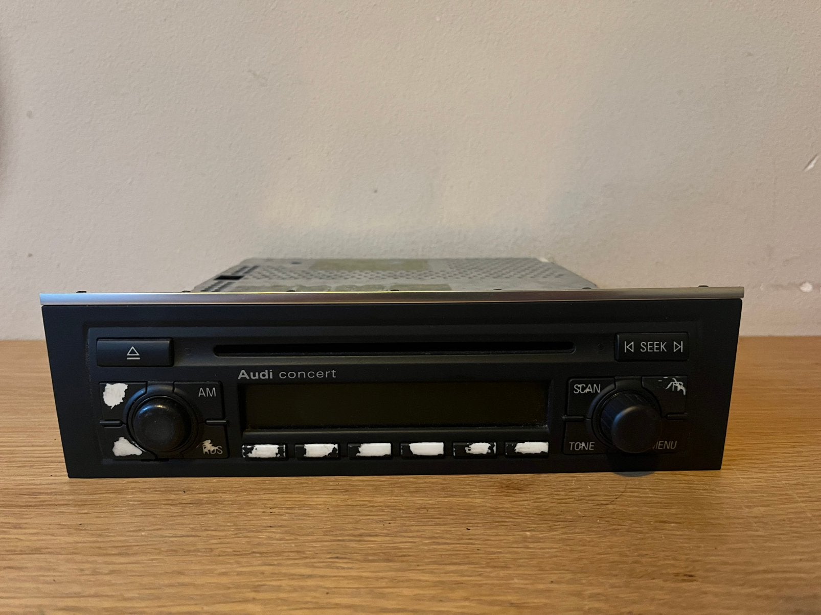 Orginele Audi A4 B7 Concert radio / CD speler, Ophalen of Verzenden, Gebruikt