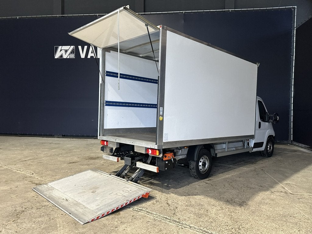 Fiat Ducato 2.2 MultiJet 140pk Bakwagen 222cm Hoog Laadklep, Voorwielaandrijving, Stof, 4 cilinders, 3000 kg