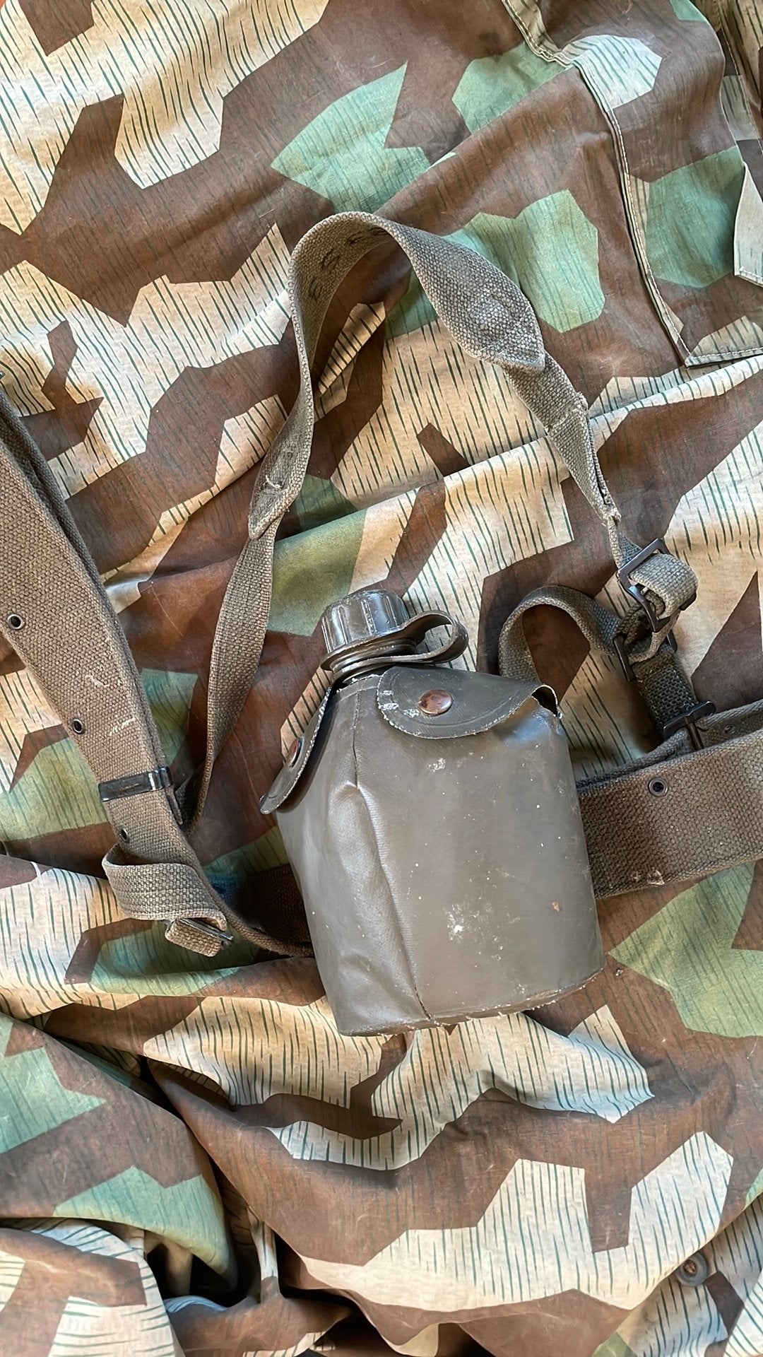 Nederlandse riem + veldfles, Ophalen of Verzenden, Landmacht, Nederland, Overige typen