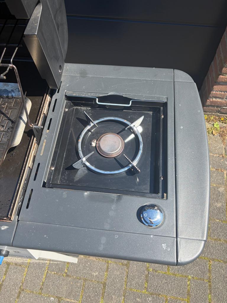 Campingaz BBQ met zijbrander - Goede staat, Ophalen of Verzenden, Gebruikt
