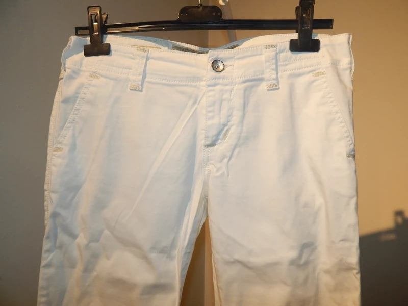 Jacob Cohen witte capri broek omslag onderkant mt 29, Verzenden, Wit, Zo goed als nieuw, W28 - W29 (confectie 36)