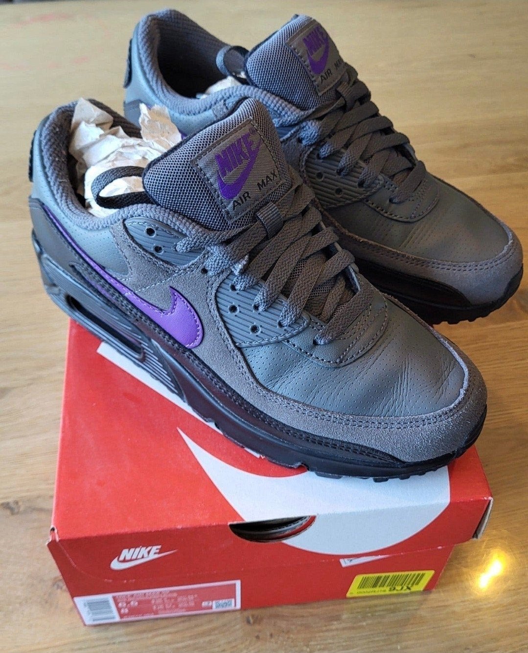 Nike Air Max 90 Iron Grey/Wild Grape-Black (maat 39), Kleding | Dames, Schoenen, Nike, Nieuw, Ophalen of Verzenden, Sneakers of Gympen