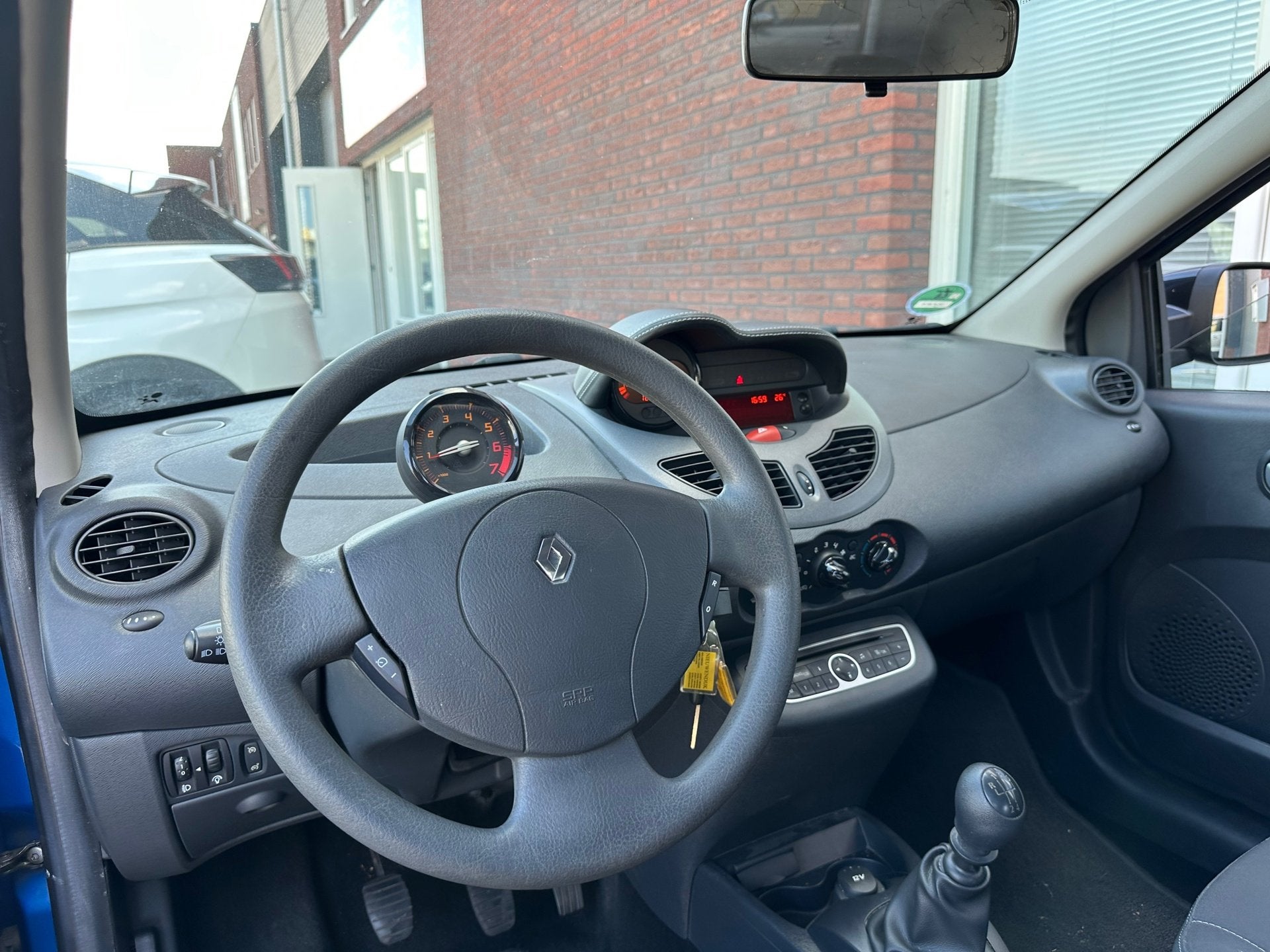 Renault Twingo 1.2-16V Dynamique / Airco / Riem vv / Cruise, Auto's, Gebruikt, 4 cilinders, Met garantie (alle), Origineel Nederlands