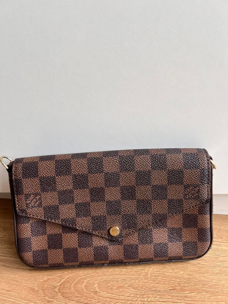 Mooie tas leer leather bag 👜, Sieraden, Tassen en Uiterlijk, Portemonnees, Ophalen of Verzenden, Zo goed als nieuw, Bruin, Leer