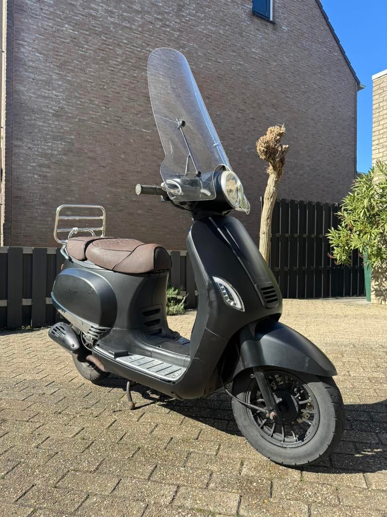 GTS TOSCANA scooter blauw kenteken, Fietsen en Brommers, Snorfietsen en Snorscooters, Overige merken, Gebruikt, Ophalen of Verzenden