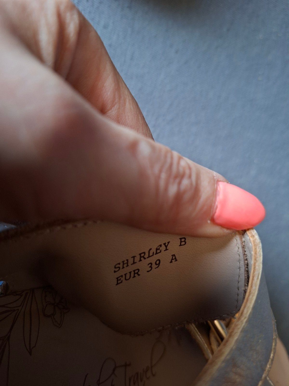 Panama Jack Slippers Goud - Maat 39 - Zo goed als nieuw, Slippers, Overige kleuren, Ophalen of Verzenden, Zo goed als nieuw