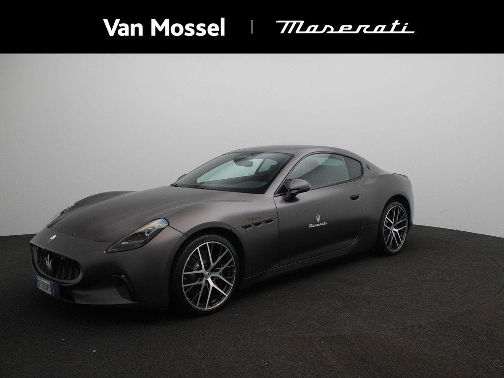 Maserati GranTurismo AWD Folgore 92.5 kWh 760PK | Matte pain, Auto's, Maserati, Automaat, Stof, Gebruikt, Zwart