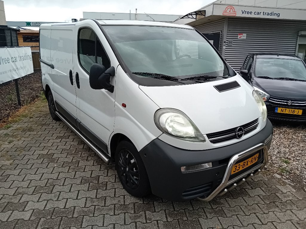 Opel Vivaro 1.9 DI 2.7T L1h1 BJ2006 TREKHAAK, APK 06-2027!!, Auto's, Voorwielaandrijving, Stof, 4 cilinders, 2000 kg