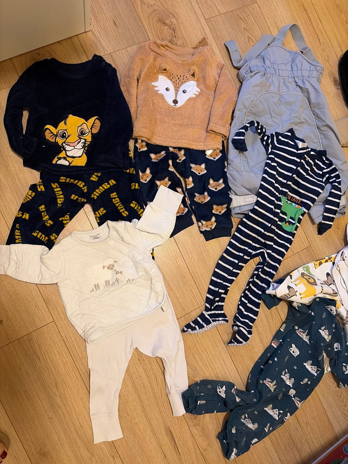 Grote set babykleding: pyjama's, rompers en meer, Ophalen, Gebruikt, Jongetje