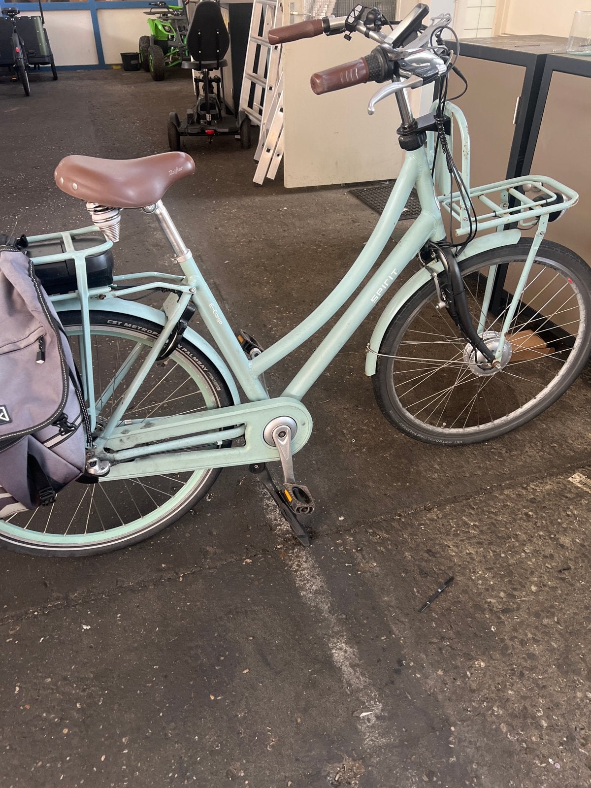 Spirit E-bike Damesfiets -, Gebruikt, 51 tot 55 cm, 30 tot 50 km per accu, Ophalen