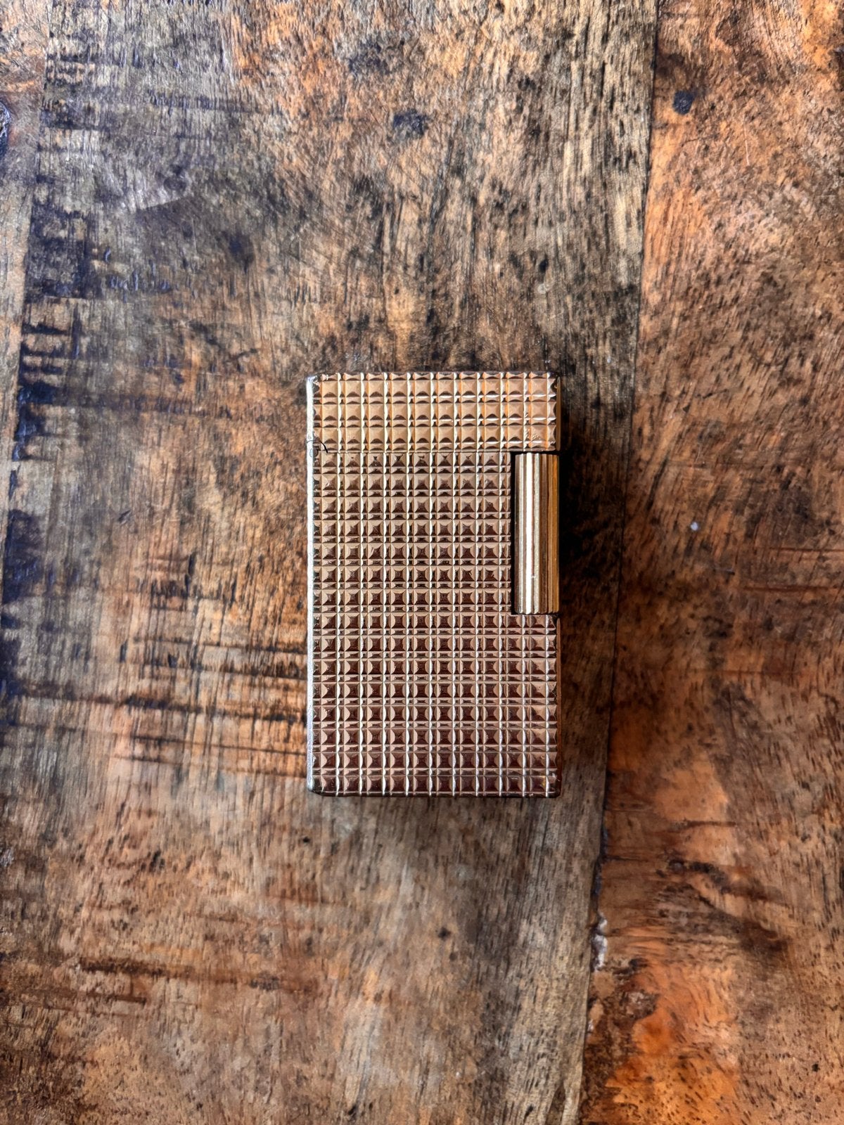 Vintage S.T. Dupont Aansteker - Goudkleurig, Made in France, Ophalen of Verzenden, Gebruikt, Aansteker