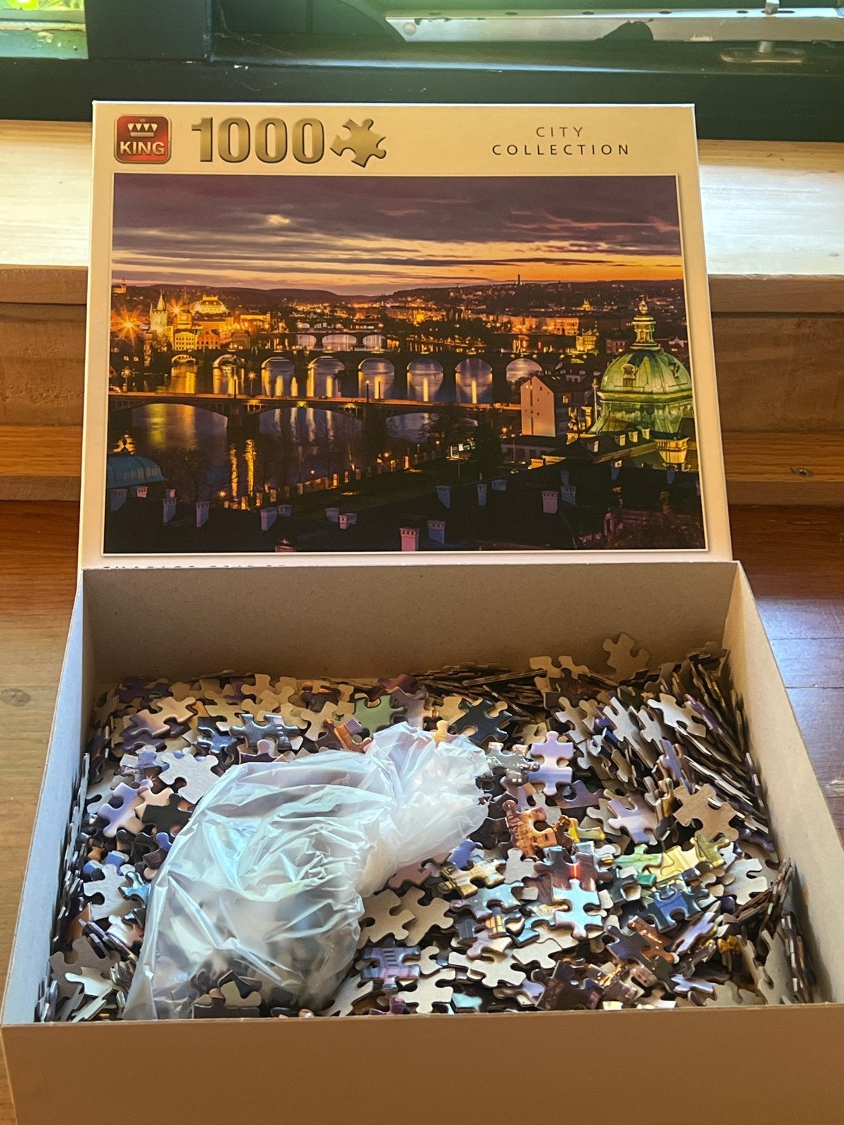 King Puzzel 1000 stukjes - Karelsbrug Praag, Ophalen of Verzenden, Gebruikt