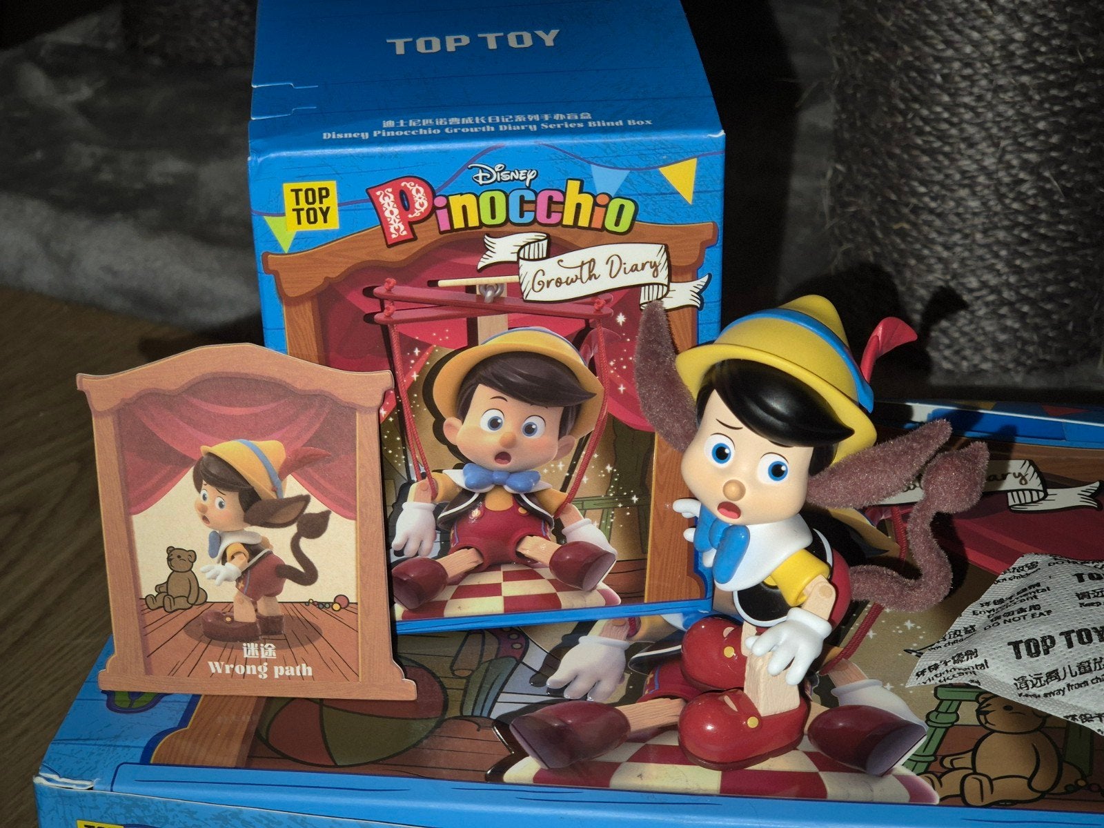 Disney Pinocchio Pinokkio blindbox serie wrong path, Ophalen of Verzenden, Peter Pan of Pinokkio, Zo goed als nieuw, Beeldje of Figuurtje