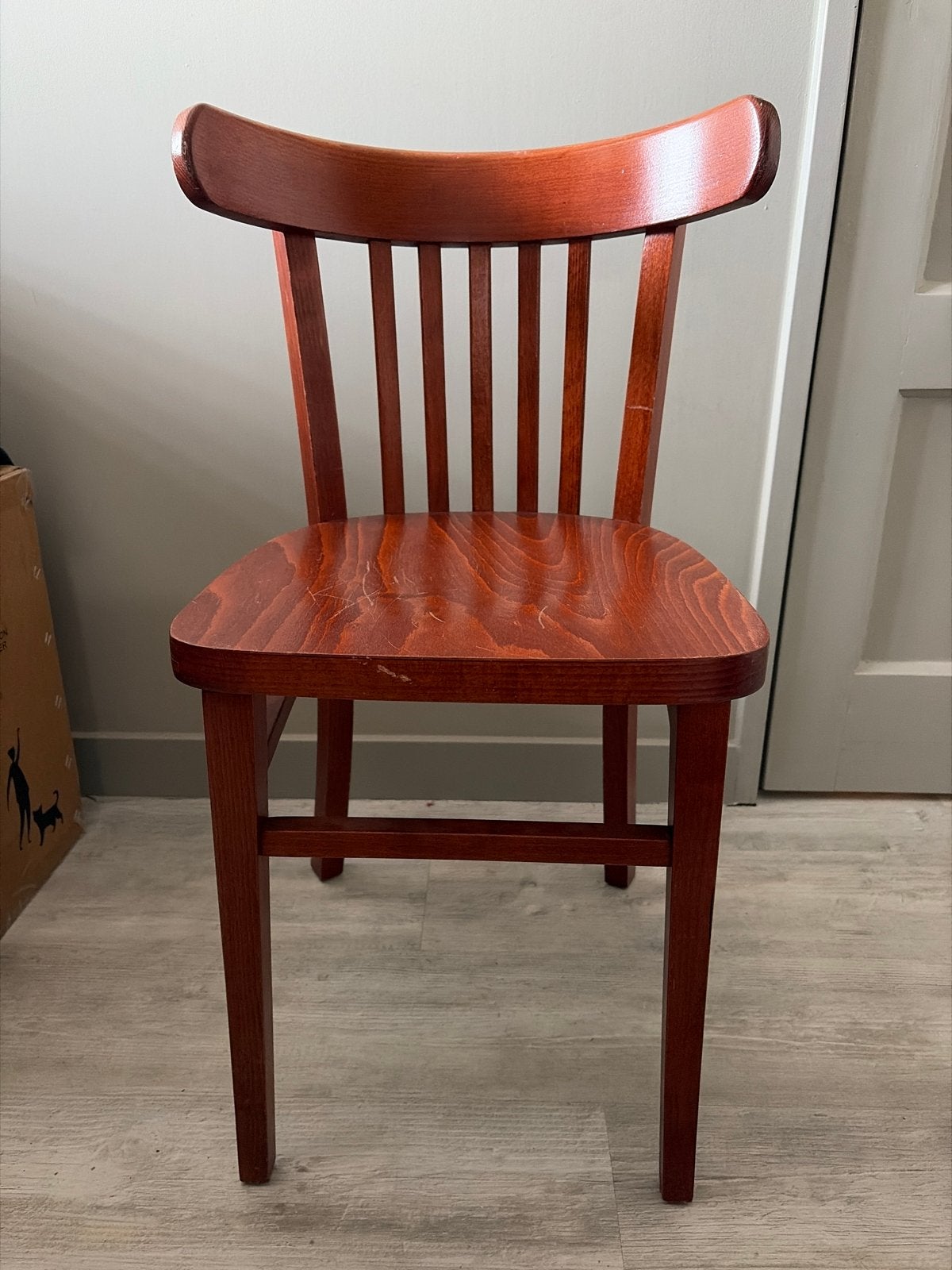 2 Cafe Stoeltjes - Houten Stoelen, Gebruikt, Twee, Overige kleuren, Ophalen of Verzenden