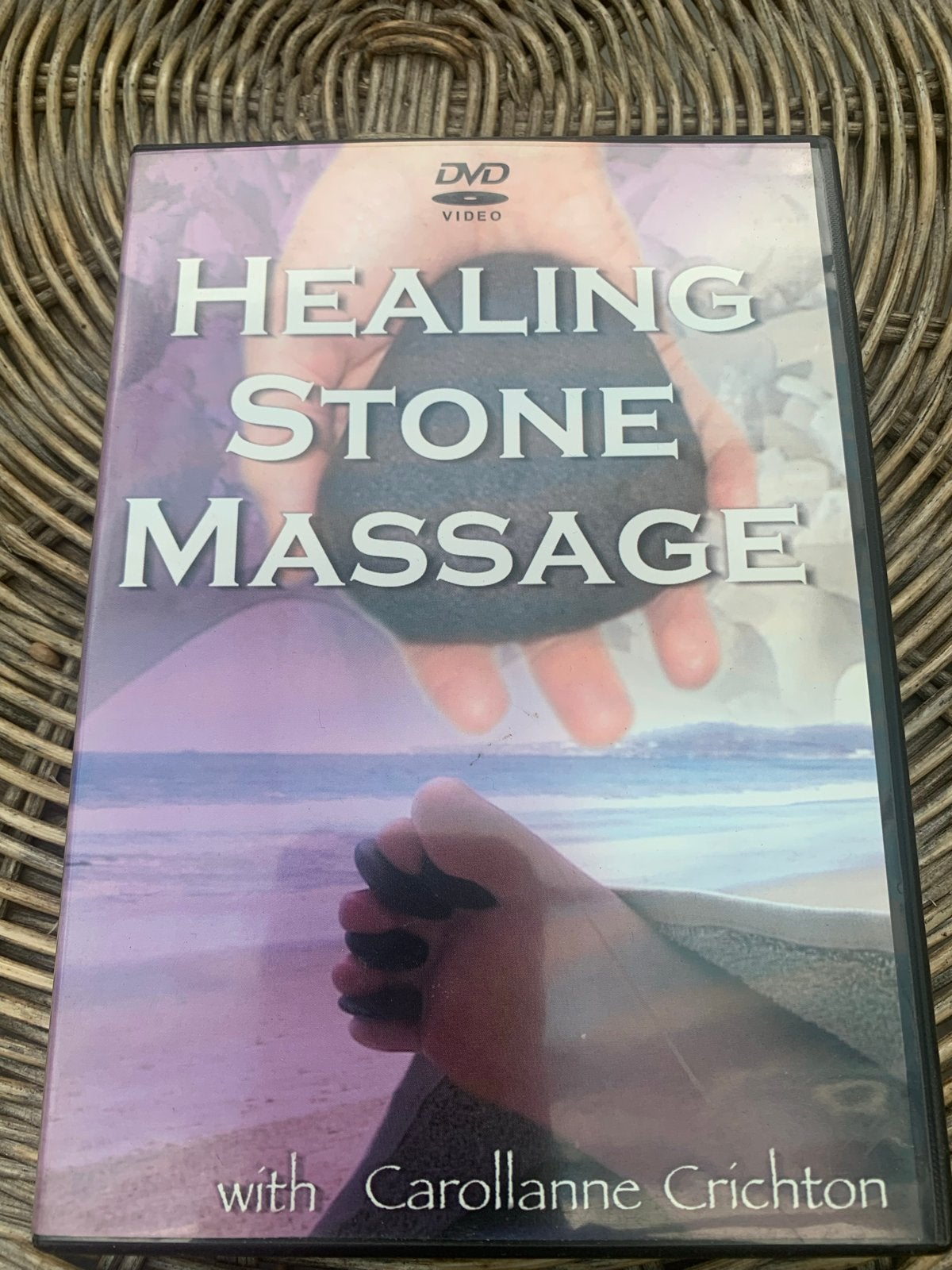 Healing Stone Massage DVD - Leer Hot & Cool Stone Massage, Alle leeftijden, Ophalen of Verzenden, Inclusief doosje, Gebruikt