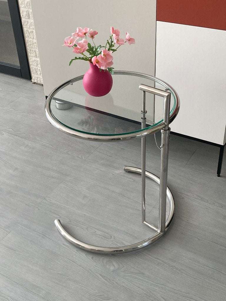 Retro/vintage design tafeltje in de stijl van Eileen Gray, Huis en Inrichting, Tafels | Sidetables, Ophalen, Gebruikt, 50 tot 100 cm