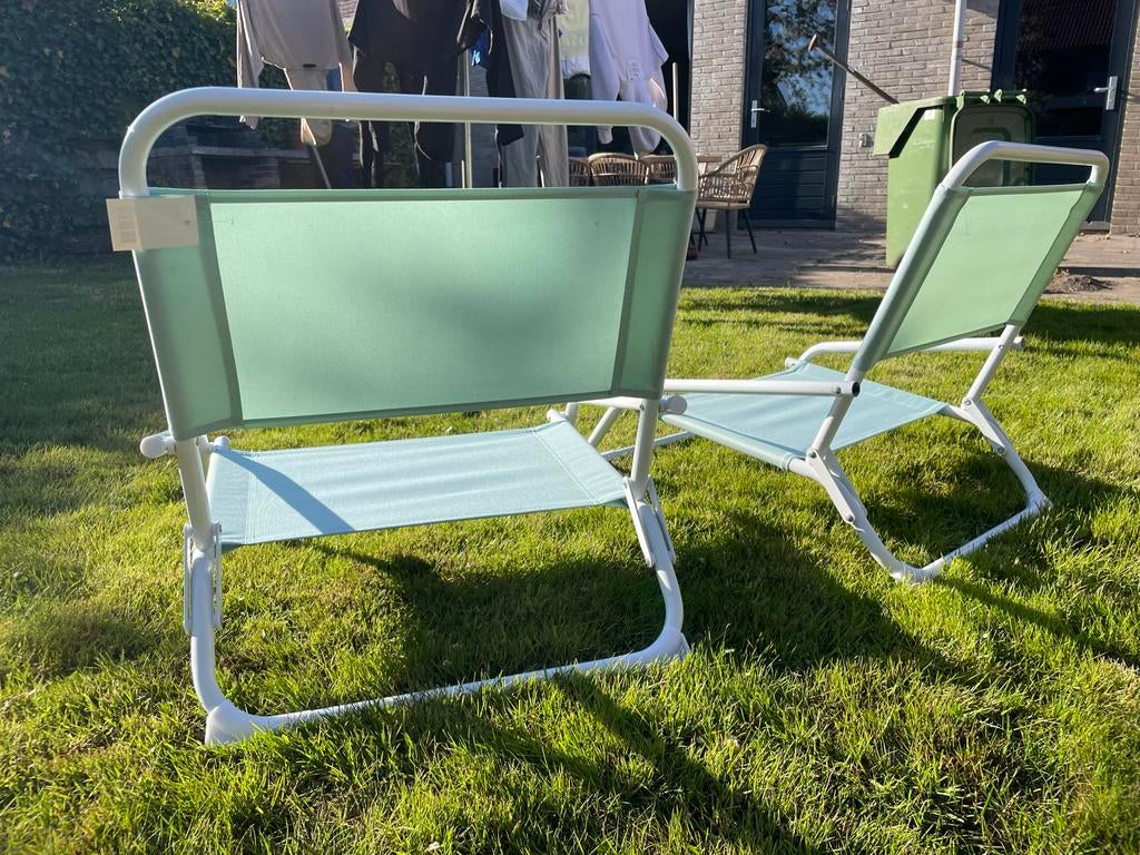 Twee lichtblauwe strandstoeltjes van Xenos, Ophalen, Zo goed als nieuw, Metaal, Inklapbaar