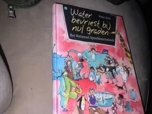 Water bevriest bij nulgraden Het Nationaal Spreekbeurtenboek, Peter Smits, Zo goed als nieuw, Overige wetenschappen, Verzenden