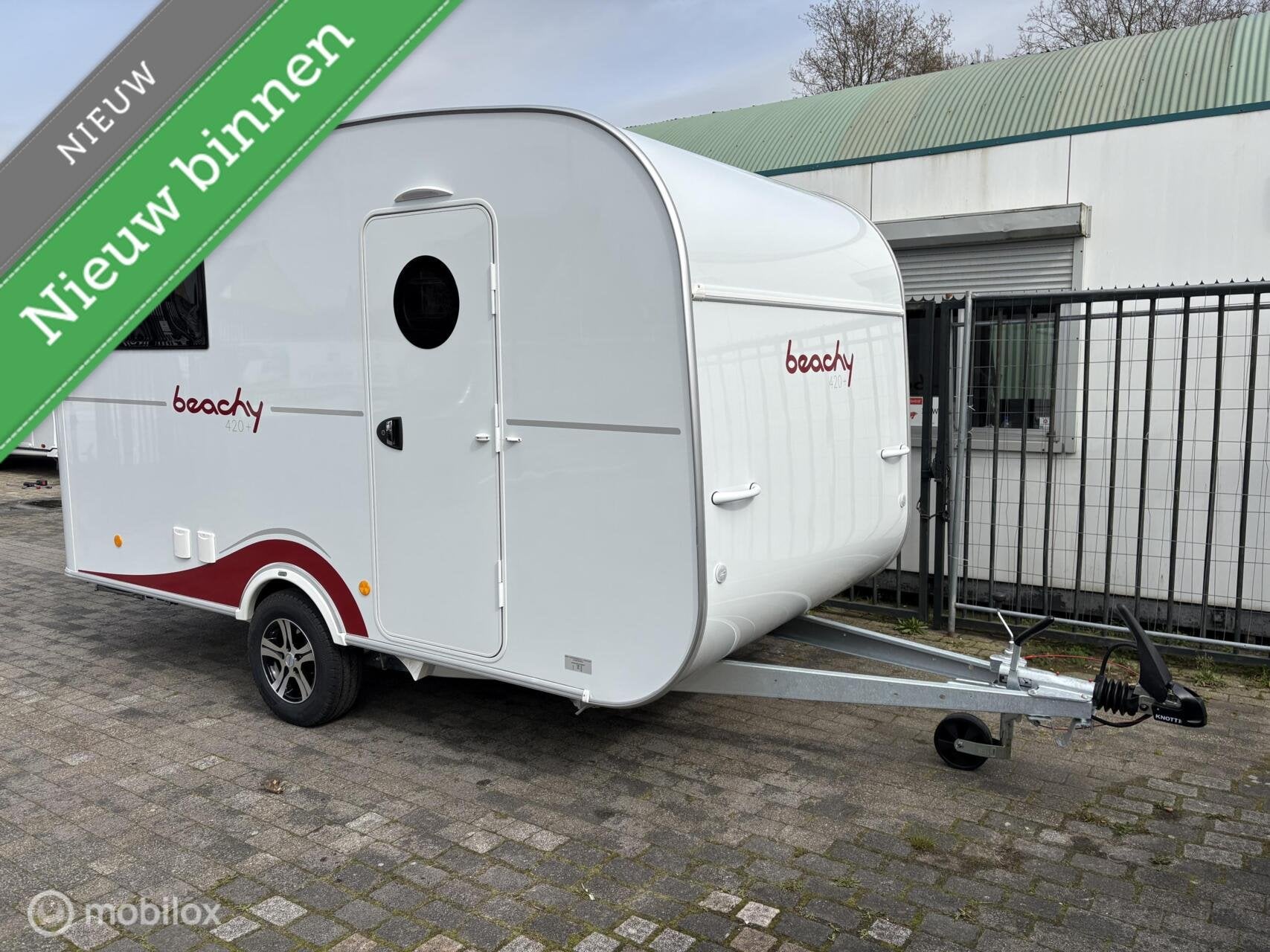 Hobby Beachy 420+ 2026 Nieuw | Full Option, Caravans en Kamperen, Hobby, Harald-striewiski-strase 15 fockbek, 750 - 1000 kg, Hobby-whonwagenwerk