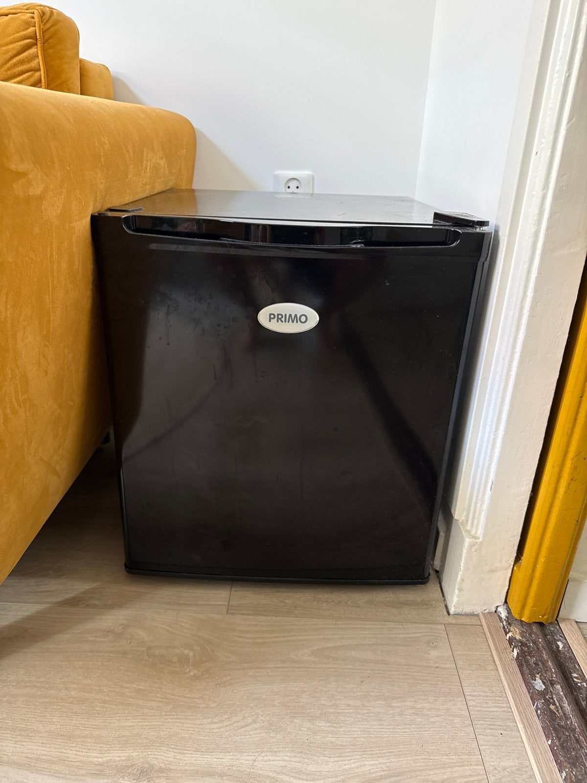 Compacte Primo vriezer, Ophalen, Gebruikt, Minder dan 75 liter, Met vriesvak