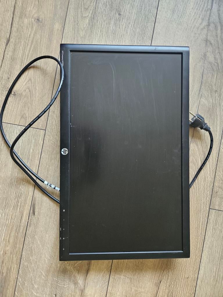 Monitor - Full HD, 23 inch, Computers en Software, Monitoren, Ophalen, Full HD, HP, In hoogte verstelbaar