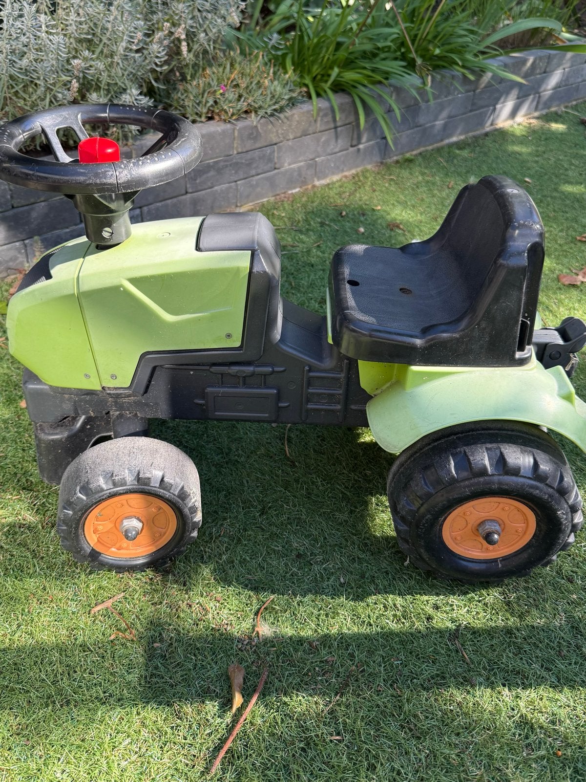 Groene Claas trapauto tractor voor kinderen vanaf 1 jaar., Ophalen, Gebruikt, Trapvoertuig