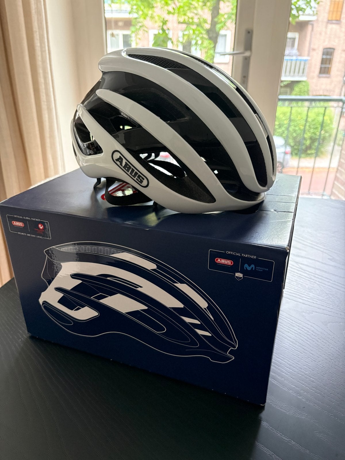 Abus Airbreaker fietshelm maat S - Nieuwstaat, Ophalen, Zo goed als nieuw, S, Heer of Dame