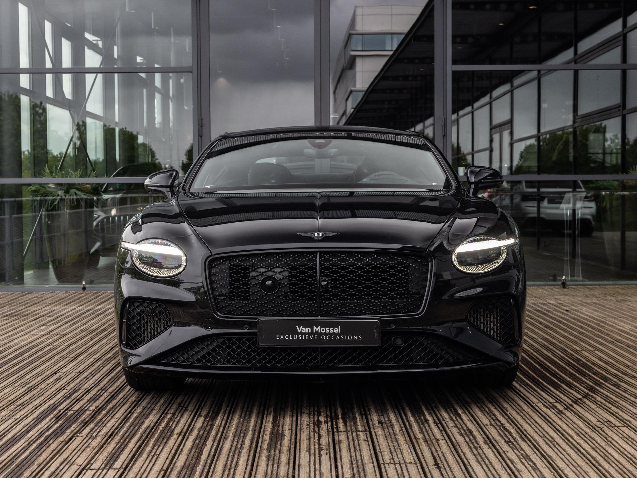 Bentley Continental GT 4.0 V8 Hybrid Black Edition | PANORAM, Auto's, Bentley, 12 maanden, Stof, Gebruikt, 2434 kg