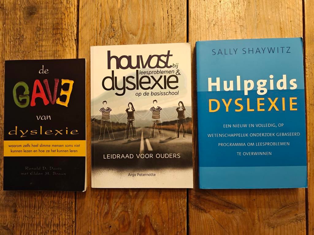 3 Dyslexie boeken., Boeken, Ophalen of Verzenden, Zo goed als nieuw