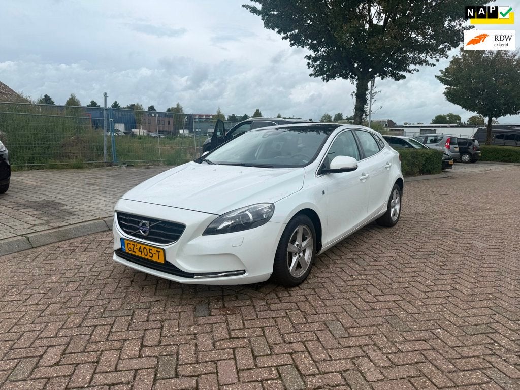 Volvo V40 2.0 D2 Ocean Race Business/ AIRCO/PANAROMADAK, Auto's, Voorwielaandrijving, Gebruikt, Euro 6, 4 cilinders