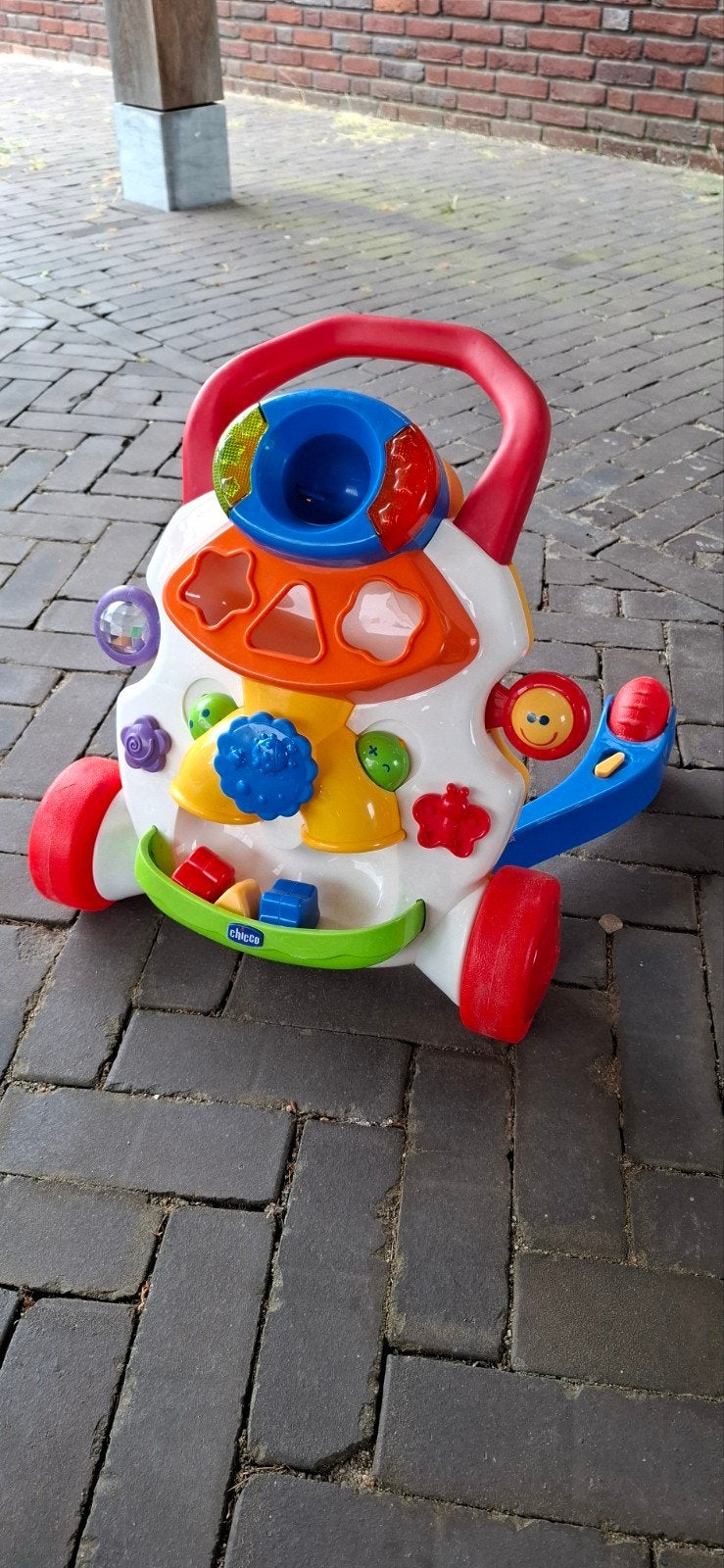 Chicco Baby Loopwagen met Geluid, Licht en Speeltjes, Ophalen