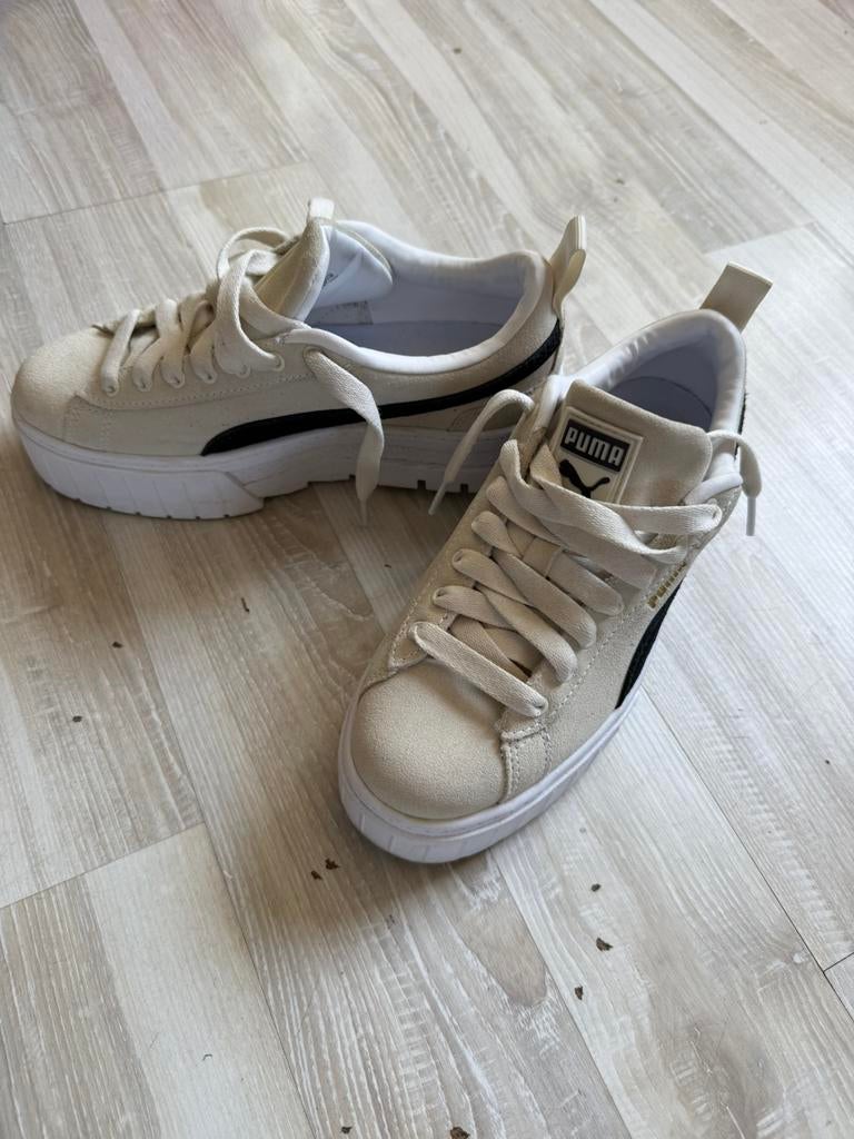 Puma snickers, Ophalen of Verzenden, Zo goed als nieuw, Sneakers of Gympen