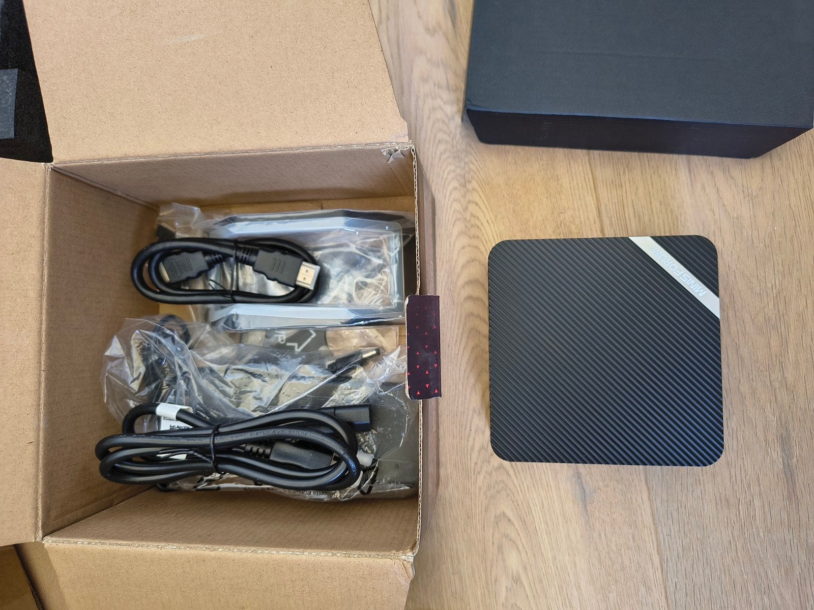 Netjes Mini PC Ryzen 7 16GB voor alles, Ophalen of Verzenden, Gaming, SSD
