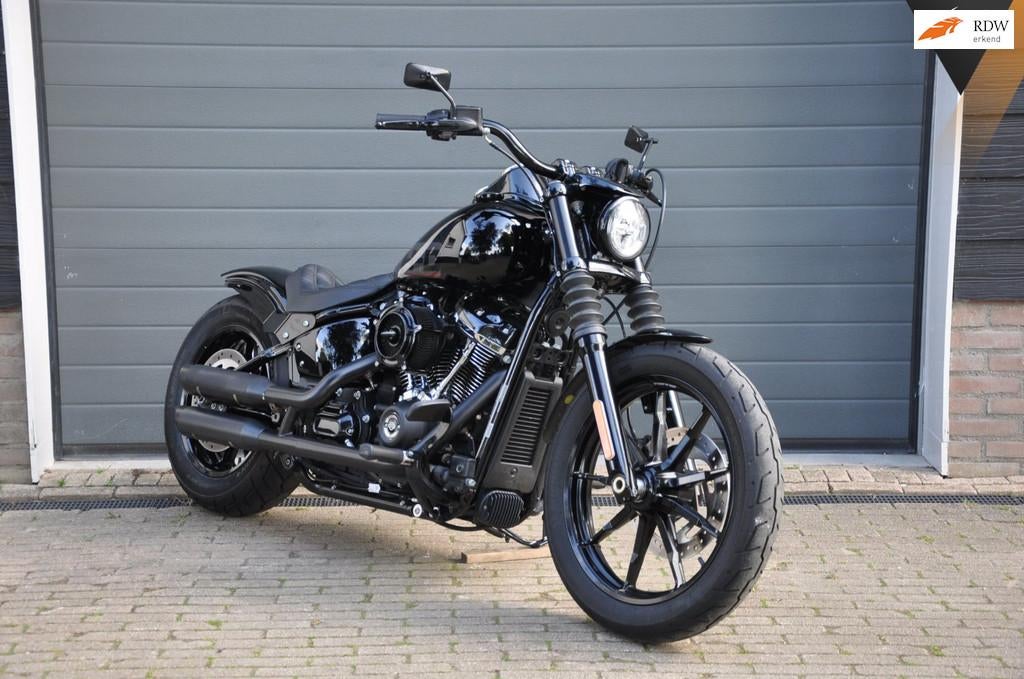 Harley Davidson 107 FXLR Softail Low Rider FXLR Softail Low, 1746 cc, Chopper, Bedrijf, Meer dan 35 kW
