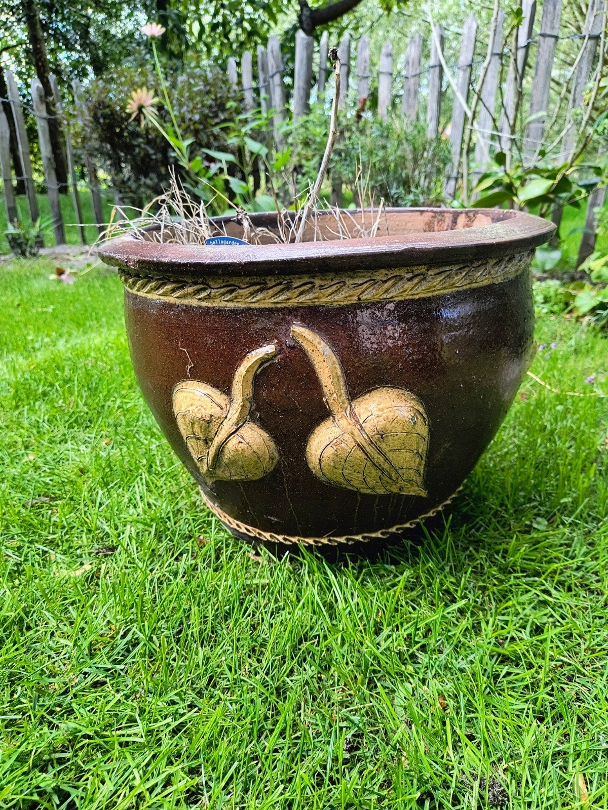 Decoratieve bloempot van aardewerk met bladeren, Tuin en Terras, Gebruikt, Rond, Minder dan 40 cm, Binnen