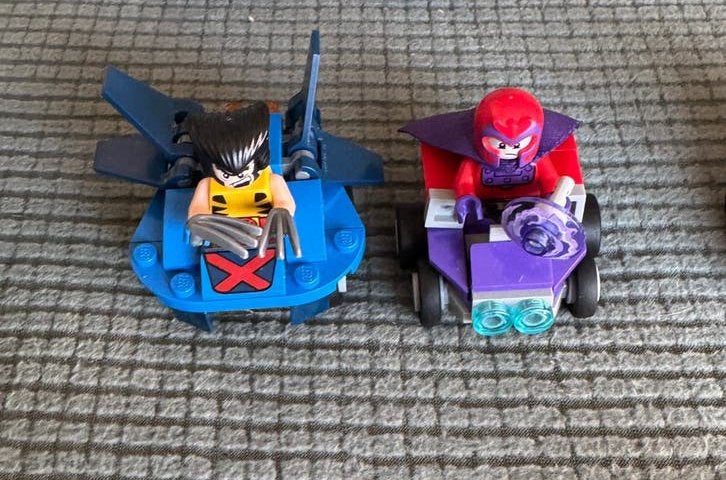 Lego 76073 wolverine vs magneto, Marvel, Lego, Ophalen of Verzenden, Zo goed als nieuw