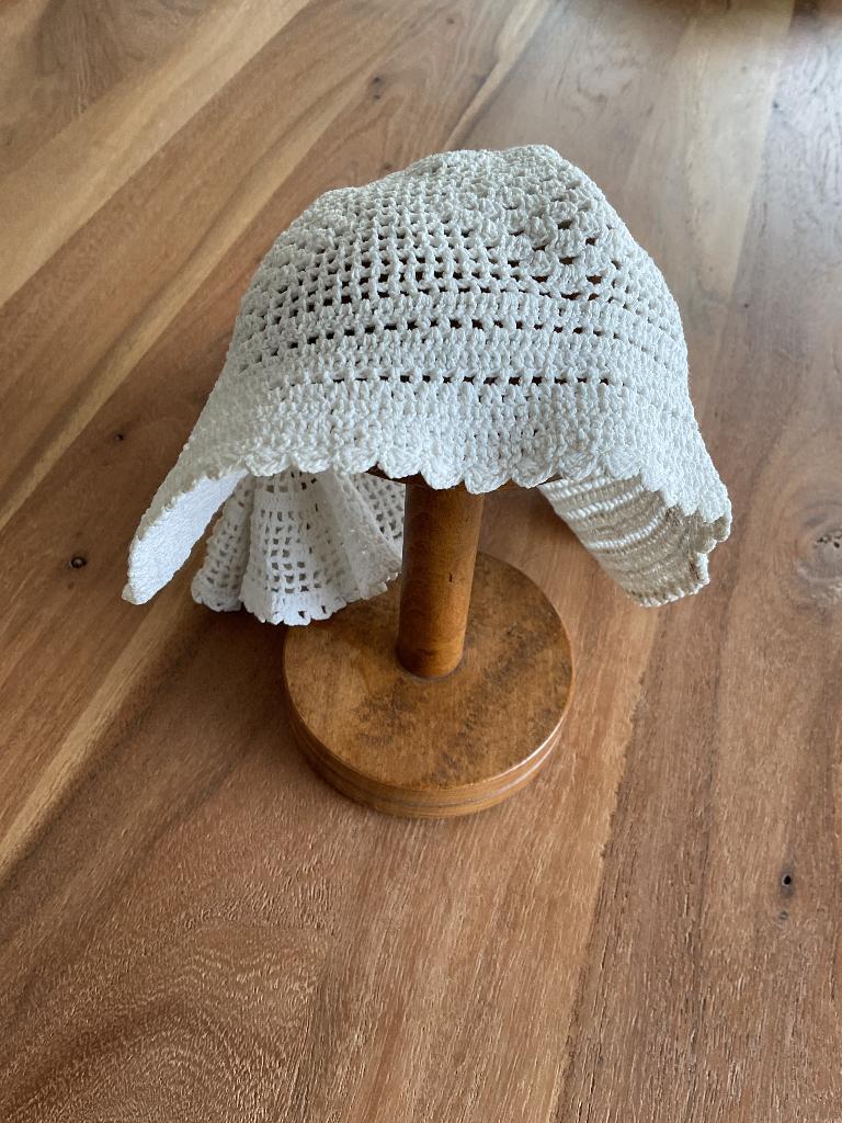 Antieke gehaakte klederdracht muts ( daagse muts ), Antiek en Kunst, Ophalen of Verzenden, Dames, Overige merken