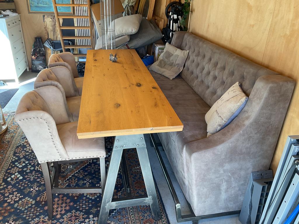 Horeca bank met eiken tafel en 3 krukken, 3 krukken, Ophalen, Zo goed als nieuw, 90 cm of meer
