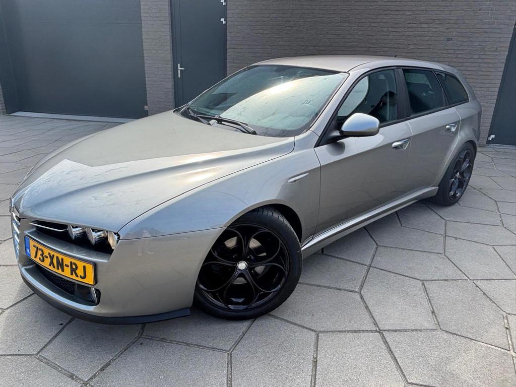 Alfa Romeo 159 Sportwagon 1.8 mpi Business | Erg Sportief en, Auto's, Alfa Romeo, Gebruikt, Zwart, 4 cilinders, 1796 cc
