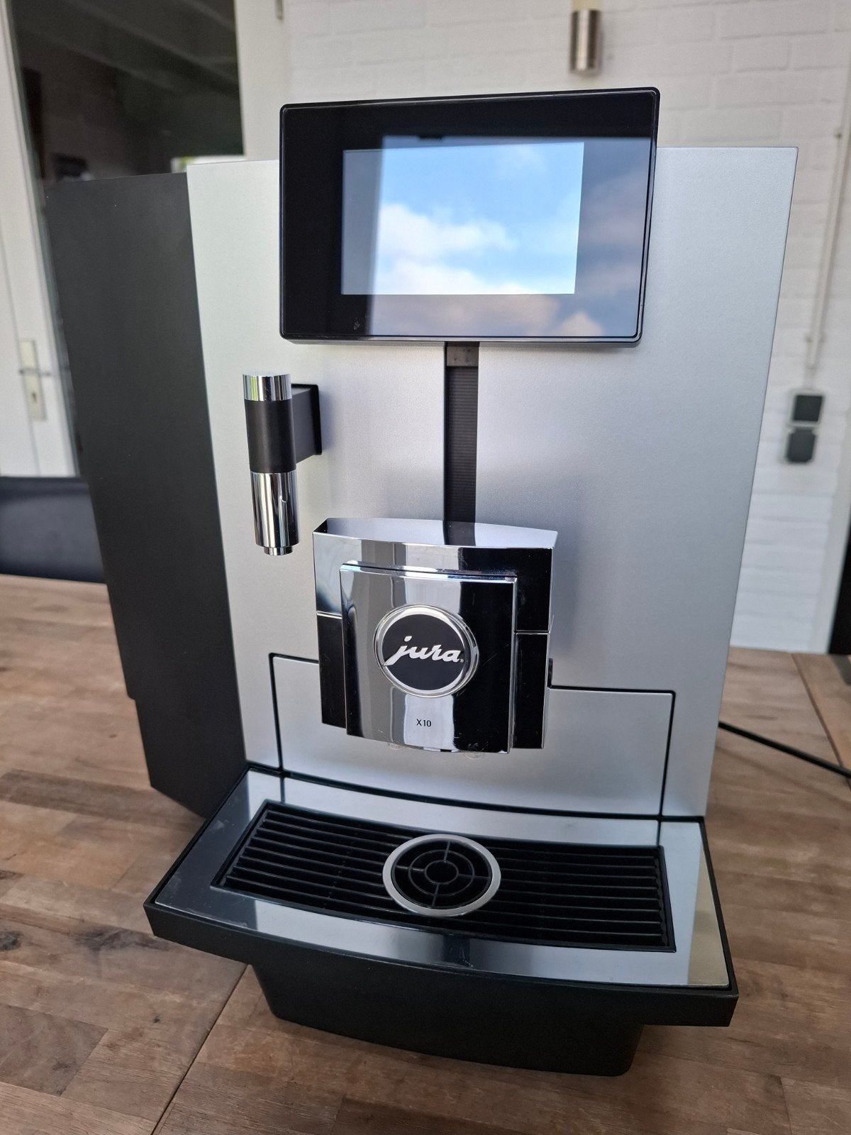 Gezocht Jura koffiemachines werkend en of defect, Witgoed en Apparatuur, Ophalen of Verzenden, Koffiemachine
