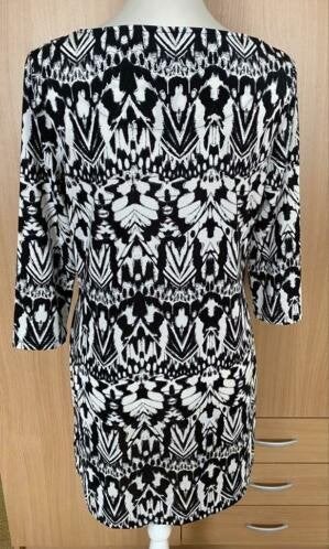 Marks &Spencer Tuniek/jurk maat 40, Kleding | Dames, Ophalen of Verzenden, Zo goed als nieuw, Maat 38/40 (M), Zwart