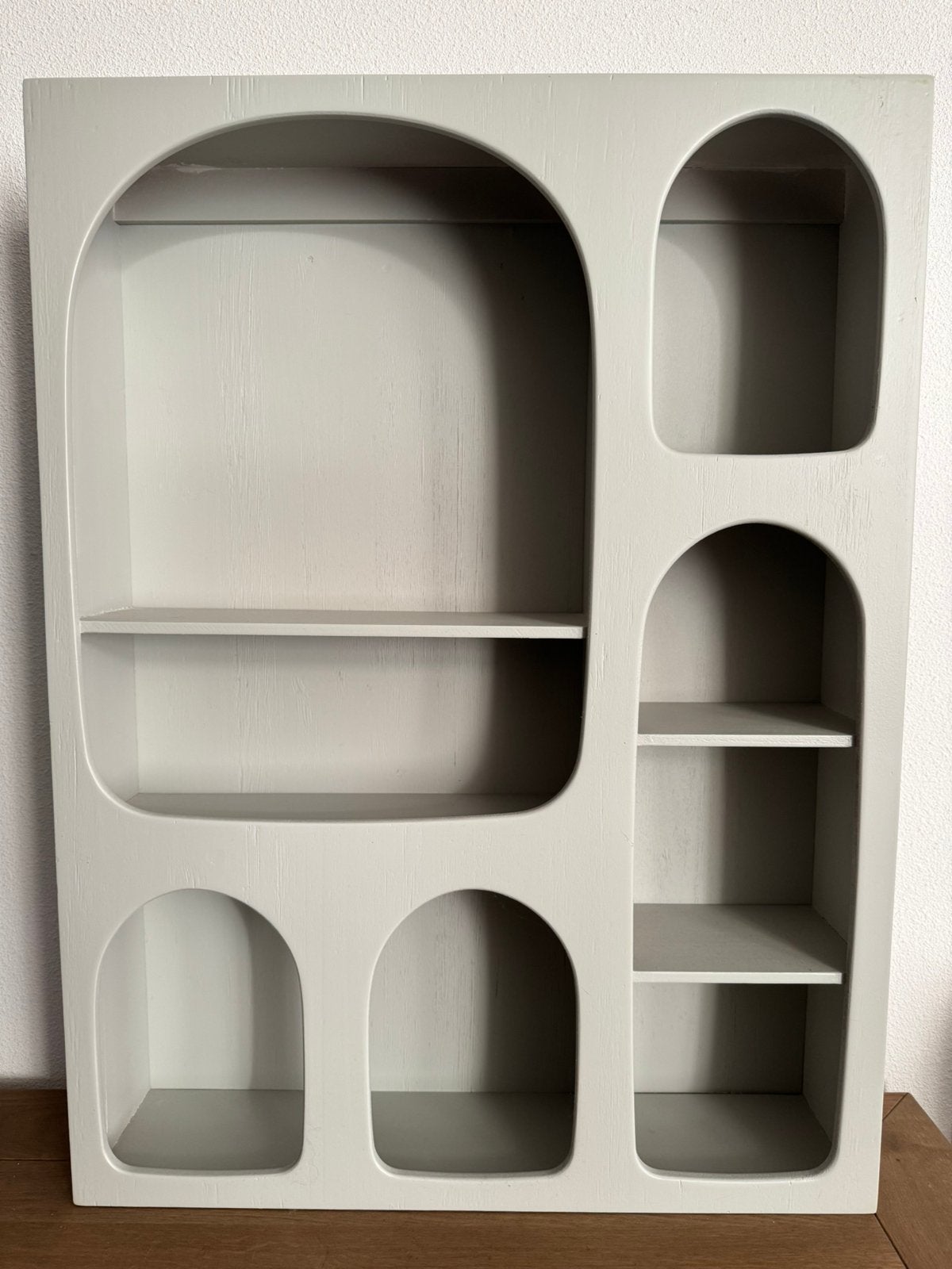 Nieuw! Mooie wanddecoratie van het merk: Woood, Ophalen, Nieuw, 60 cm, Grijs