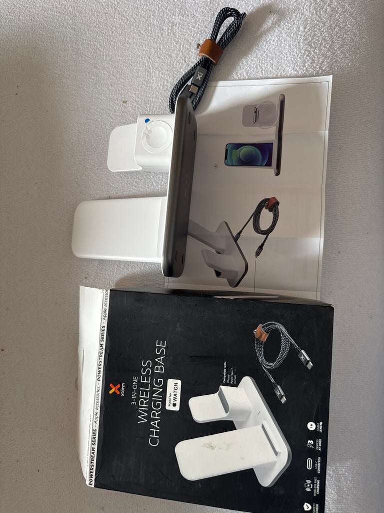 Xtorm 3-in-1 Draadloze Oplaadbasis - Nieuw, Verzenden, Nieuw, Apple iPhone