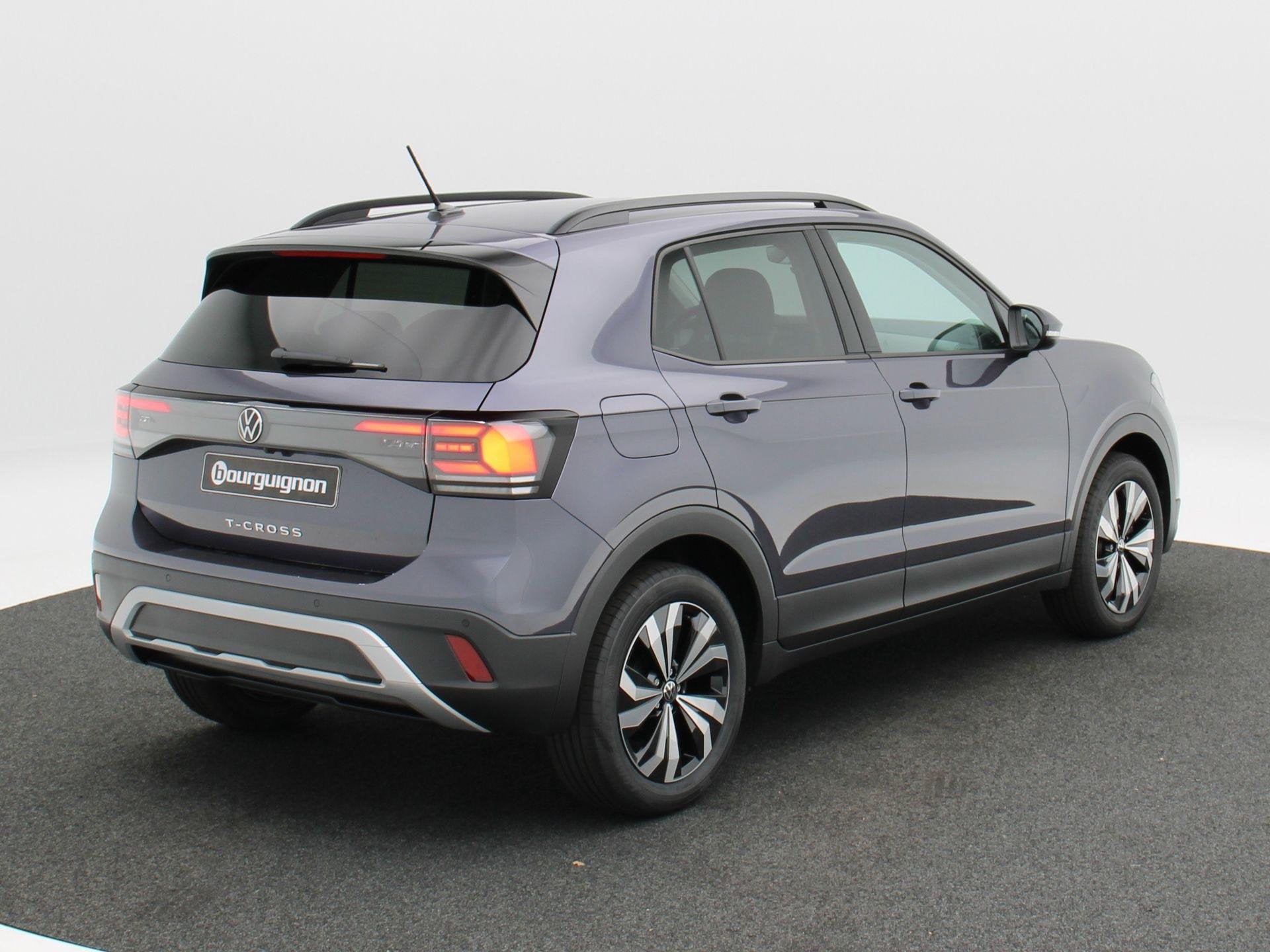 Volkswagen T-Cross Life Edition 1.0 TSI 95 PK | Stoelverwarm, Voorwielaandrijving, Lichtsensor, Euro 6, 95 pk