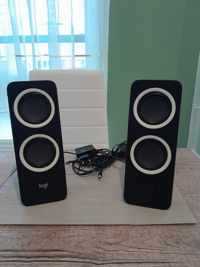 Logitech Z200 Speakers Prima Conditie, Overige merken, Stereo speakers, Ophalen of Verzenden, Zo goed als nieuw