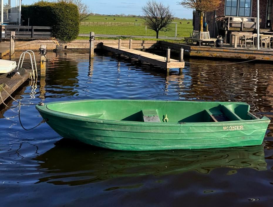 Pioner boot (3,75 m) met bb motor op Kagerplassen, Watersport en Boten, Ophalen, Overige merken, Gebruikt, Buitenboordmotor